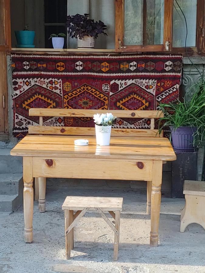 Ailama Guesthouse 메스티아 외부 사진