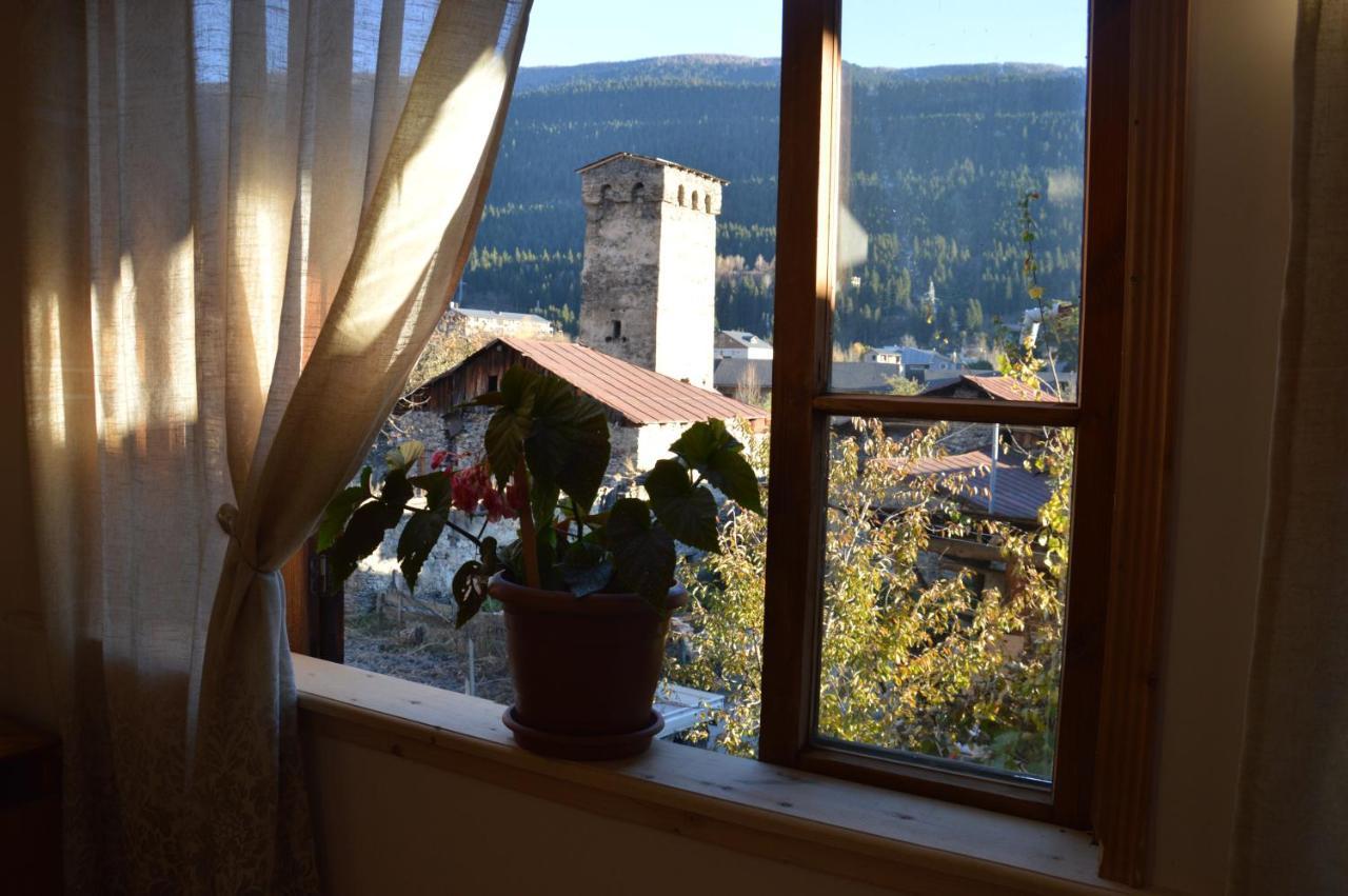 Ailama Guesthouse 메스티아 외부 사진
