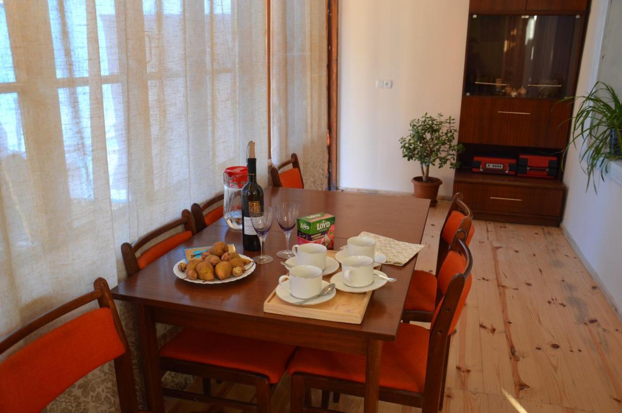 Ailama Guesthouse 메스티아 외부 사진